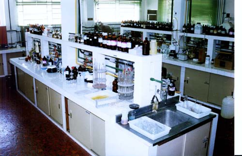 Laboratrio de Qumica Fina - Dequi